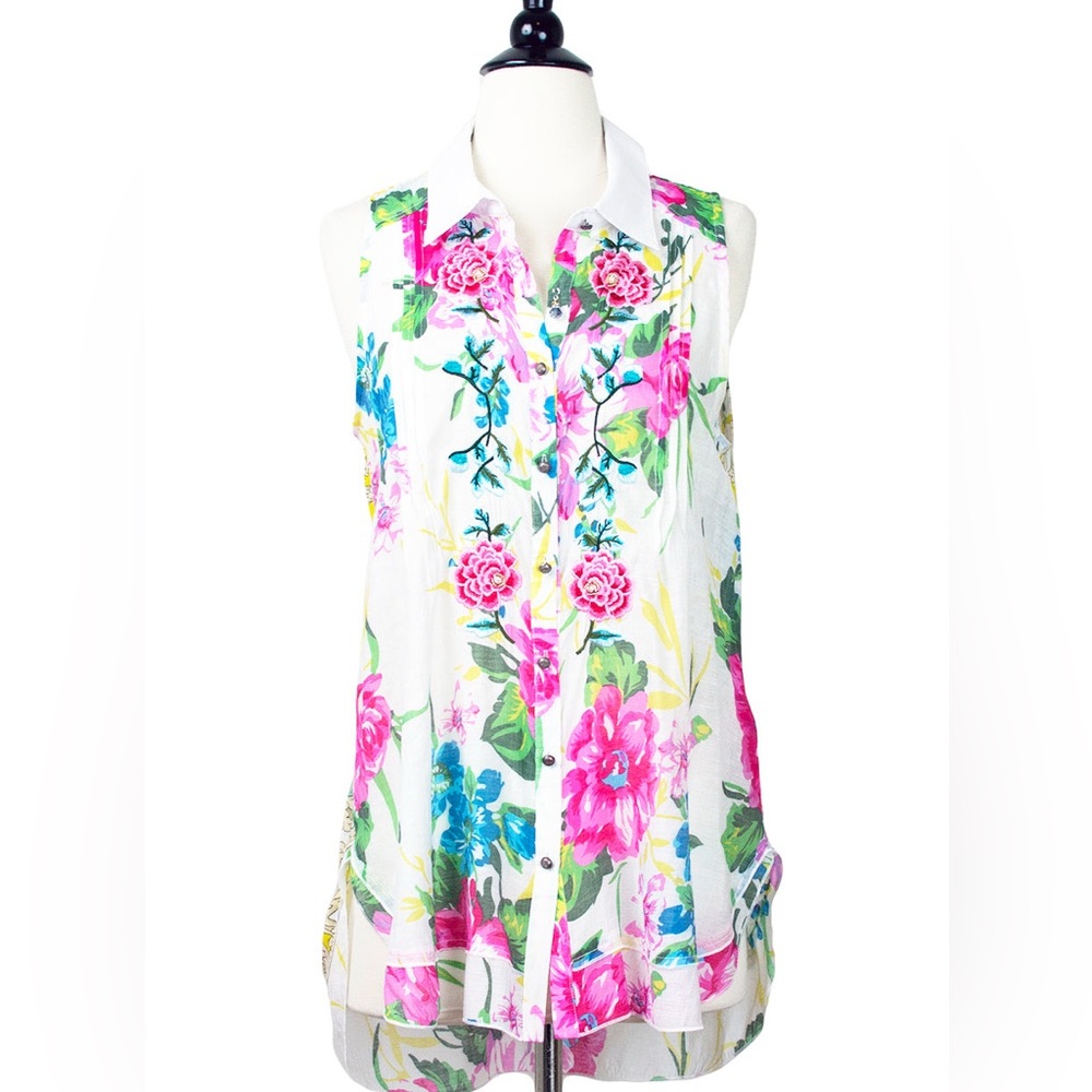 Aratta Botanical Sleeveless Button Front Collared Shirt in White Bright Floral